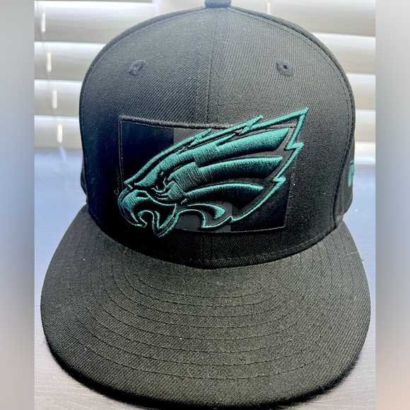 Philadelphia Eagles New Era Hat - Picture 2 of 6